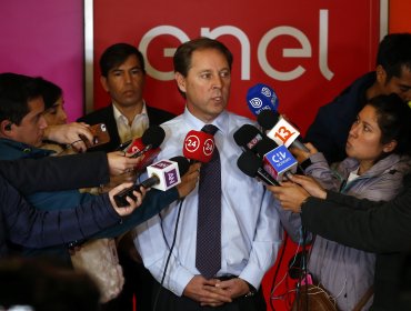 Enel: 4.800 clientes siguen sin suministro eléctrico en la región Metropolitana