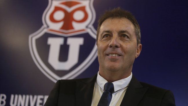 Kudelka fue presentado en la U y ya está "deseoso" de enfrentar a Colo Colo