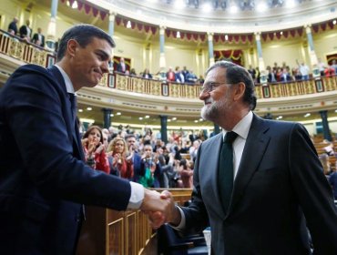 Congreso español destituye a Rajoy y convierte en presidente de Gobierno a socialista Sánchez