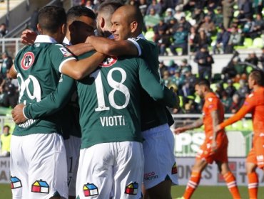 Santiago Wanderers se impuso ante Cobreloa y deja el fondo de la tabla