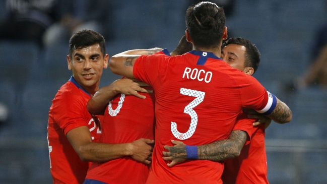 La Roja volvió a los festejos con agónico triunfo ante la mundialista Serbia