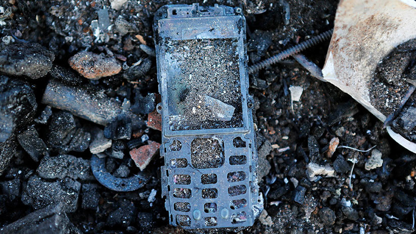 Celular explota en el bolsillo de cliente en un restaurante en medio del almuerzo