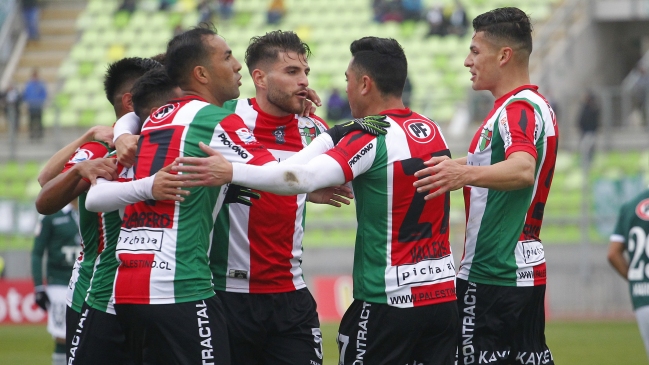 Santiago Wanderers no levanta cabeza y perdió contra Palestino por Copa Chile