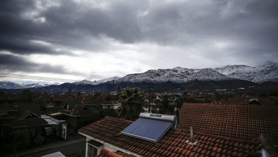 Peak de lluvias será entre las 2 y 8 de la mañana de este lunes