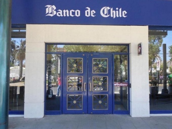 Banco De Chile Pagará US$30 Millones A 140.630 Clientes Por Cobros ...