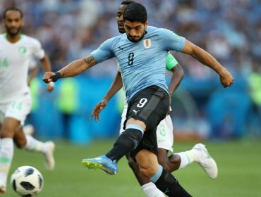 Mundial: Uruguay venció con lo justo a la Arabia de Pizzi y avanzó a los octavos de final