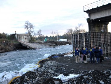 Ministro de Obras Públicas anunció investigación exhaustiva por puente Cancura