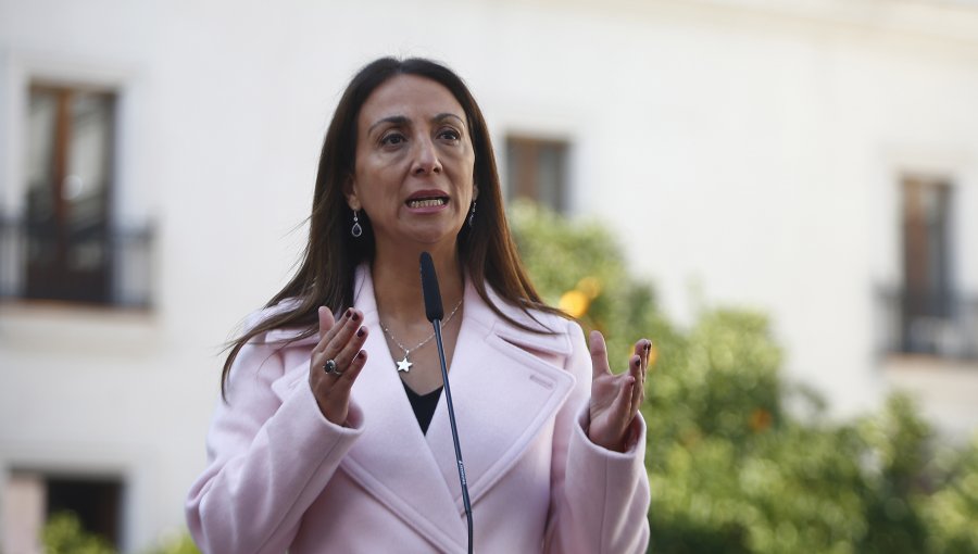 Vocera de Gobierno rechaza ultimátum de gremios de Gendarmería