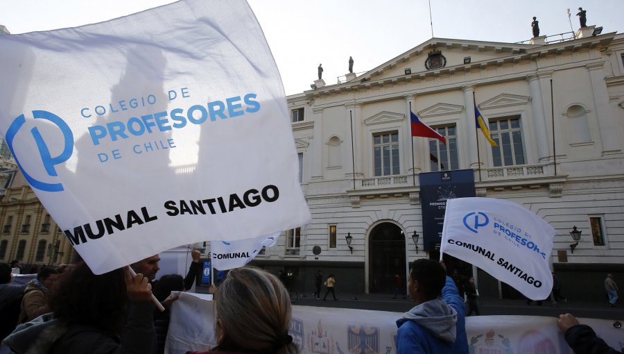El viernes se conocerán colegios que recibirán a alumnos del Liceo Amunátegui