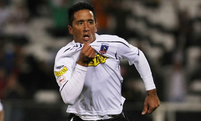 "Vuelvo a casa": Colo Colo y Lucas Barrios oficializaron su regreso al Cacique