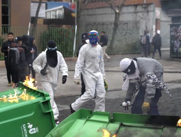 Encapuchados protagonizan incidentes con barricadas en liceo Darío Salas