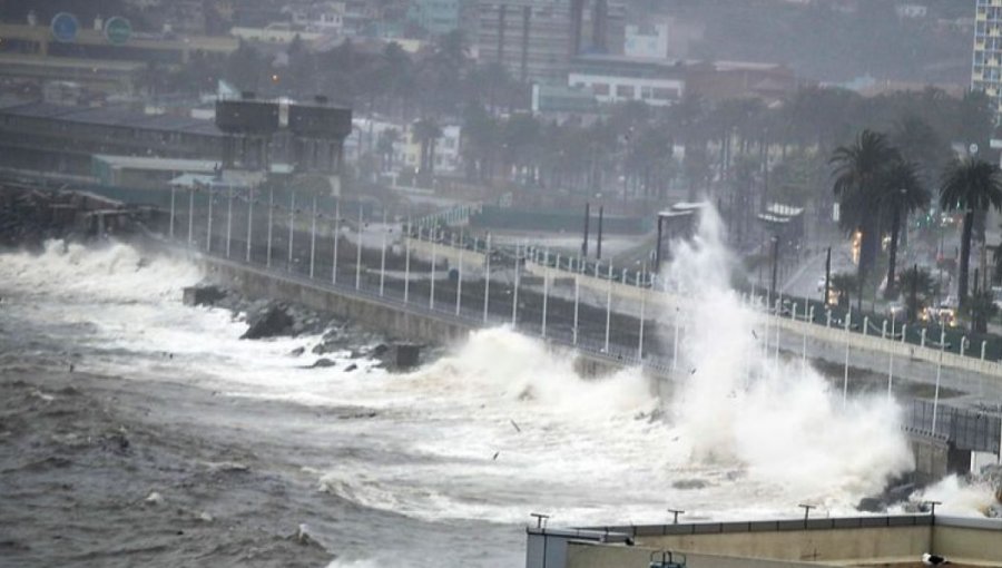 Región de Valparaíso en Alerta: Se viene temporal de viento y lluvia además de fuertes marejadas