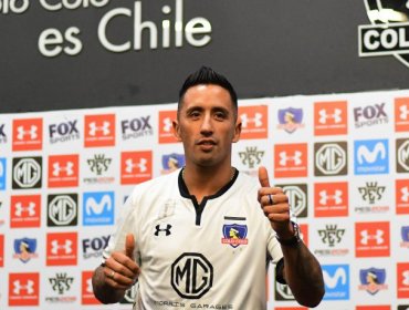 Lucas Barrios volvió a Colo Colo y fue presentado en forma oficial en el cacique