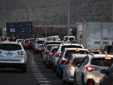 290 mil vehículos salen saldrán de la Región Metropolitana este fin de semana