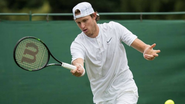 Nicolás Jarry debutó en Wimbledon con victoria e hizo historia para Chile
