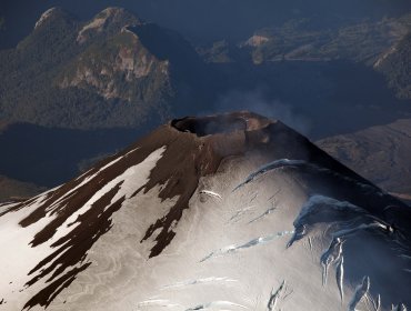 Seis volcanes en el sur de Chile ponen en alerta a la Onemi con inusual actividad