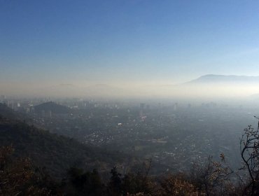 Este lunes rige preemergencia ambiental en la RM por malas condiciones de ventilación