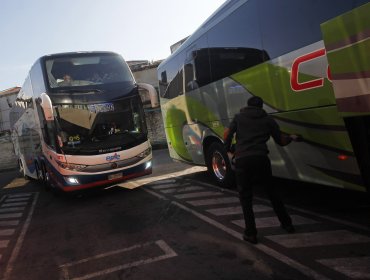 Fin de semana largo: Llaman a denunciar malas prácticas en buses interurbanos