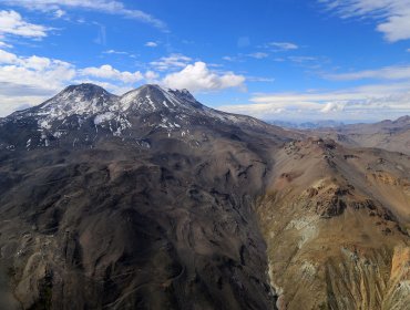 Nevados de Chillán: Amplían radio de seguridad a 3 kilómetros en torno al cráter