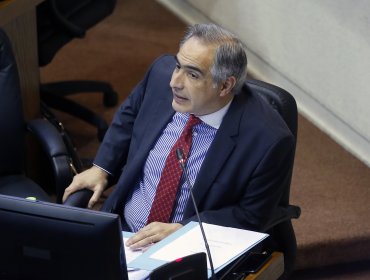 Senador Chahuán pide que Congreso dé el ejemplo y pague contribuciones