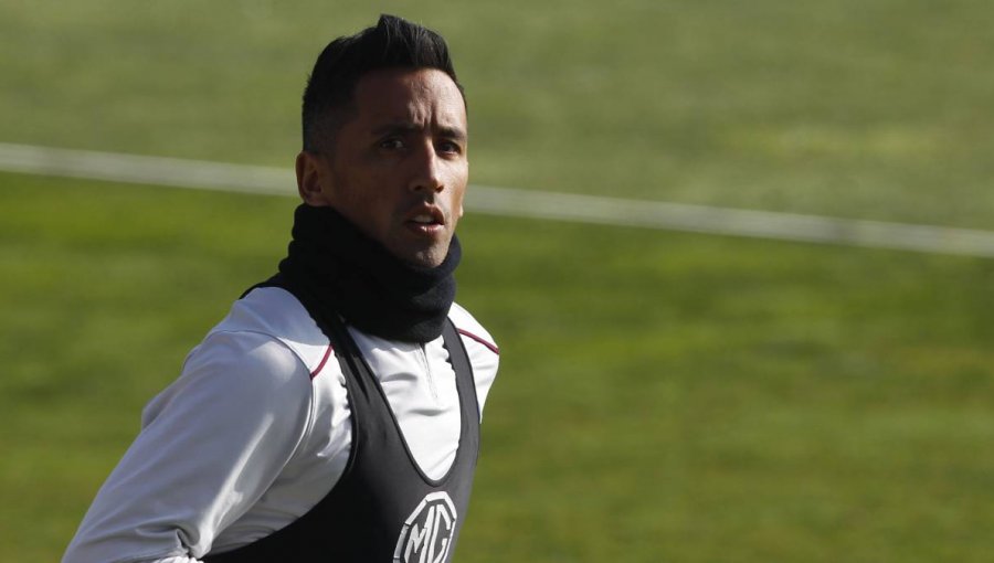 Llegó el pase de Lucas Barrios y podrá debutar en el cacique ante Unión La Calera