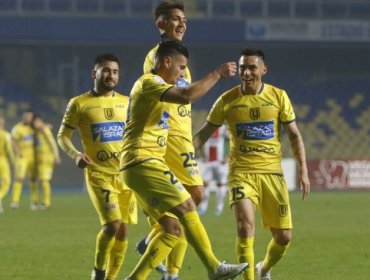 Universidad de Concepción derrotó a Palestino y es líder momentáneo del Campeonato Nacional