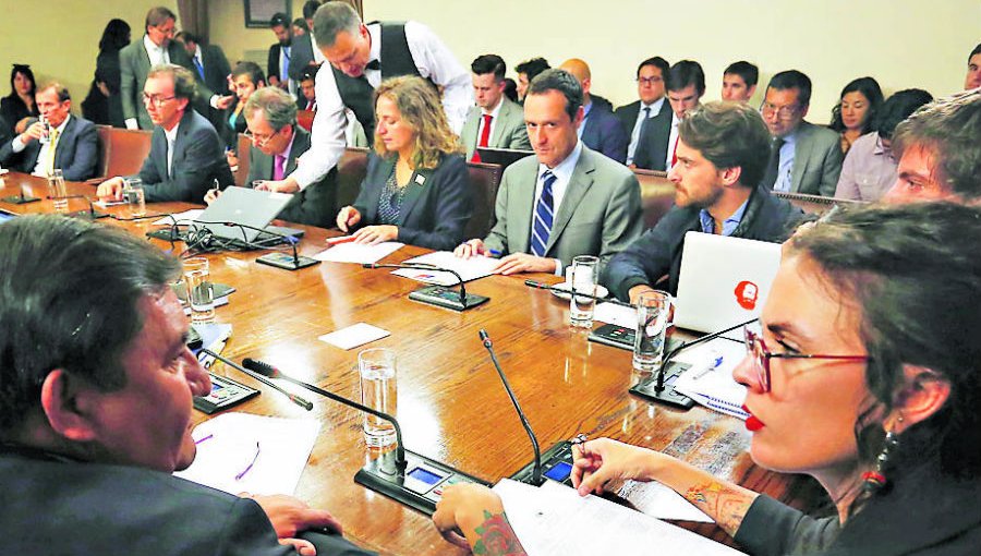 Diputados del PPD en picada contra Gerardo Varela: "No merece el cargo de Ministro de Educación"