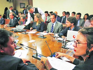 Diputados del PPD en picada contra Gerardo Varela: "No merece el cargo de Ministro de Educación"