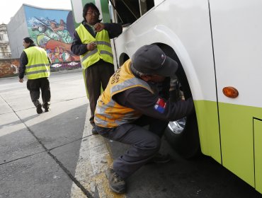 Carabineros retiró 11 buses en Providencia por infringir normas de tránsito