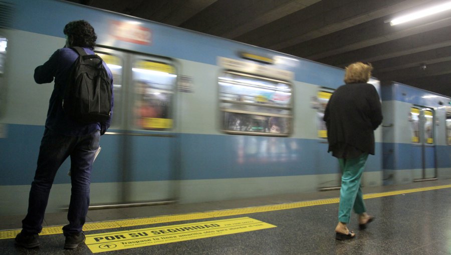 Paralímpica le ganó demanda a Metro por discriminación en Estación Santa Isabel