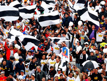 Hinchas de Colo Colo arrasaron con entradas para duelo ante Corinthians