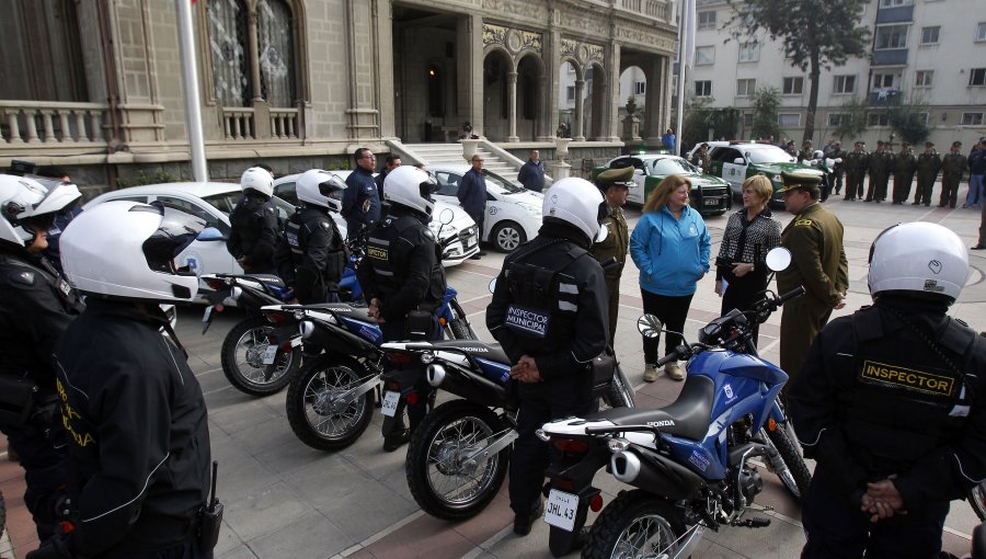 Providencia: Comenzaron las multas a personas que compren en comercio ambulante