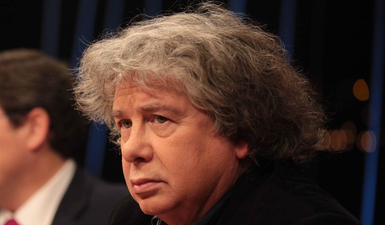 La carta abierta que hijas de Fernando Villegas escriben en su defensa tras horrible semana