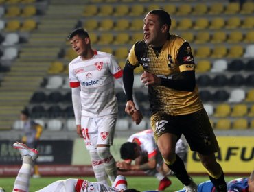 Coquimbo le dio vuelta el partido a Copiapó y volvió a la cima de la Primera B