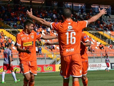 Cobreloa goleó a San Marcos en el redebut de Hernán Godoy en los banquillos