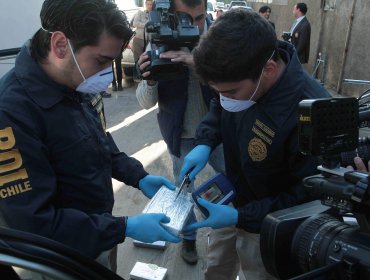 Detienen a extranjeros por tráfico de drogas en control carretero en Pichidangui