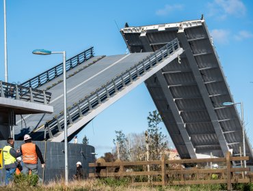 MOP anuncia que el 15 de agosto se abrirá provisoriamente puente Cau Cau