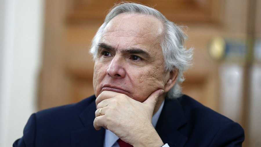 Ministro Chadwick critica duramente acusación constitucional contra jueces