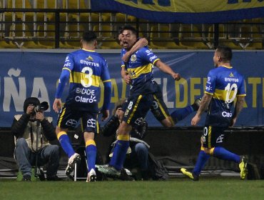 Euforia total en Viña del Mar: Everton volvió a ganar luego de cinco meses y derrotó al puntero