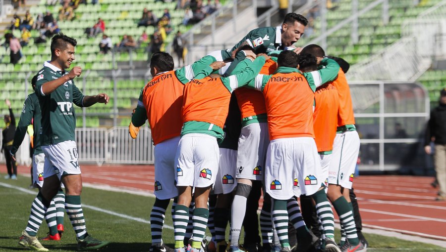 Santiago Wanderers derrotó a Puerto Montt y respiró en la zona baja de la tabla