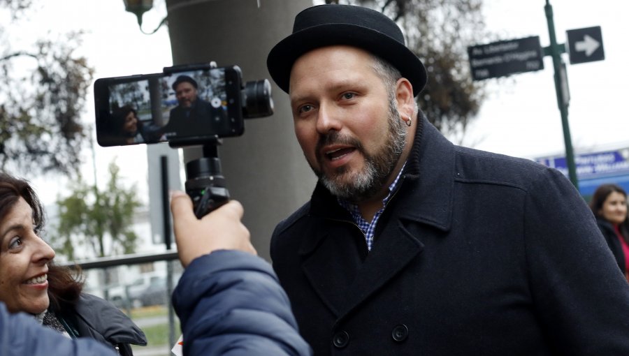 Sebastián Dávalos demandó a Canal 13 por más de 3.300 millones de pesos
