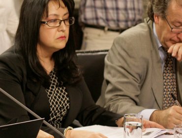 Se filtra correo electrónico en que Subcontralora desafía a Bermúdez a sacarla del cargo