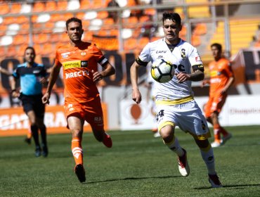 Coquimbo vino desde atrás para empatarle a Cobreloa y sacar distancia en la cima
