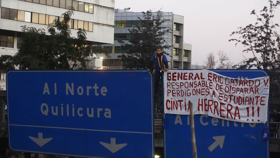 Con 13 detenidos terminó protesta de estudiantes en Universidad Iberoamericana