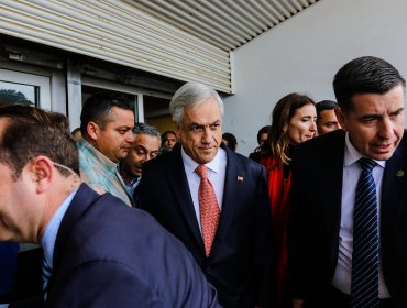 Presidente Piñera realiza anuncios en Quintero y Puchuncaví en visita relámpago