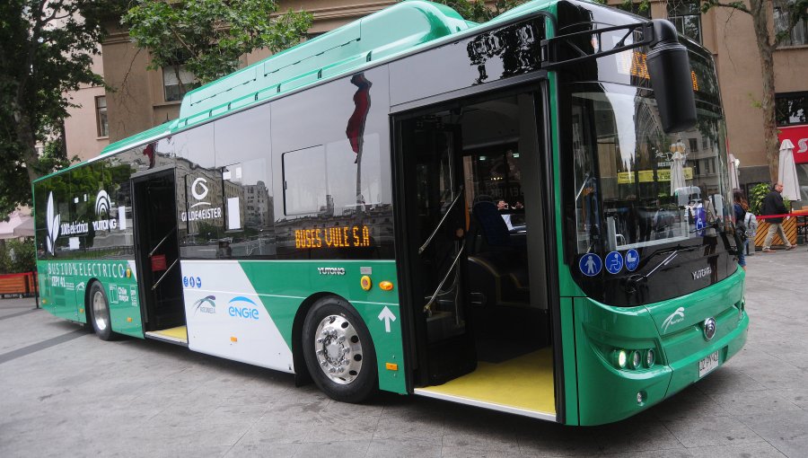 100 buses eléctricos se sumarán al Transantiago en el mes de diciembre