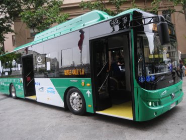 100 buses eléctricos se sumarán al Transantiago en el mes de diciembre