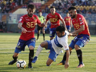 Unión Española amargó la fiesta de la UC y le empató a un minuto del final