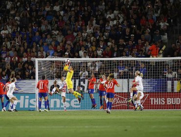 Pese a gran actuación de Christiane Endler, Chile cayó por goleada ante EEUU