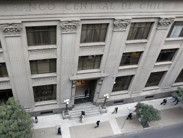 Banco Central elevó a entre 4 y 4,5% su proyección crecimiento para este año